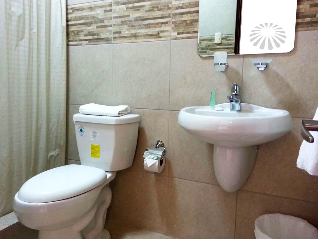 Buenavista Place Hotel Bahia de Caraquez Δωμάτιο φωτογραφία
